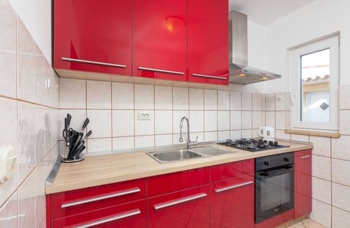 Valbandon Apartment | One bedroom apartment with terrace Valbandon, Fažana (A-7352-b)