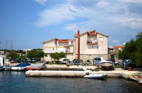 Jezera Apartment | One bedroom apartment with terrace and sea view Jezera, Murter (A-5123-a)