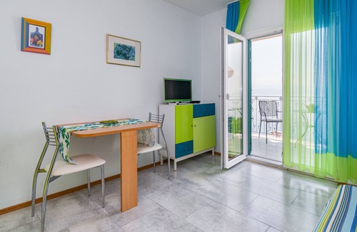 Medveja Apartment | One bedroom apartment with terrace and sea view Medveja, Opatija (A-7720-a)
