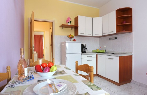 Marina Apartment | One bedroom apartment with balcony and sea view Marina, Trogir (A-5953-c)