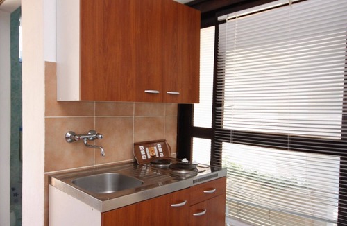 Susica Apartment | One bedroom apartment with terrace and sea view Murter (A-5078-b)