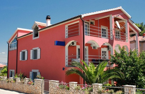 Susica Apartment | One bedroom apartment with terrace Murter (A-5084-c)