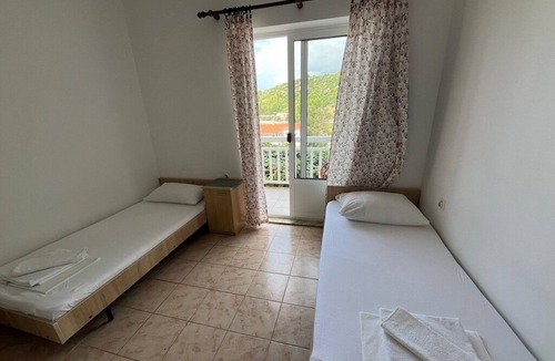 Podaca Apartment | One bedroom apartment with balcony and sea view Podaca, Makarska (A-2617-a)
