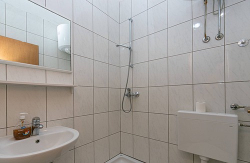 Podaca Apartment | One bedroom apartment with balcony and sea view Podaca, Makarska (A-6677-c)