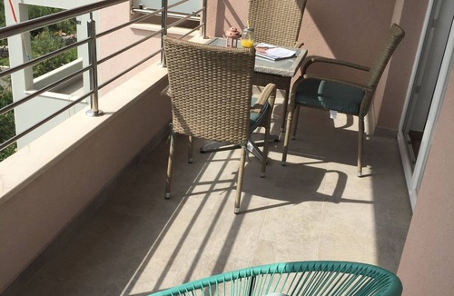 Podaca Apartment | One bedroom apartment with balcony and sea view Podaca, Makarska (A-15475-a)