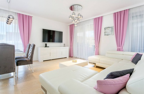 Mejasi Apartment | One bedroom apartment with terrace Split (A-22872-a)