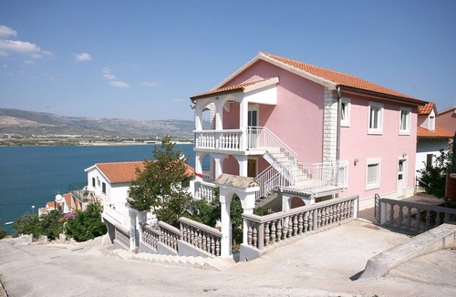 Mastrinka Apartment | One bedroom apartment with terrace and sea view Mastrinka, Čiovo (A-4648-b)