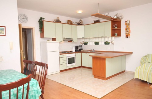 Brela Apartment | One bedroom apartment with terrace and sea view Brela, Makarska (A-6907-a)