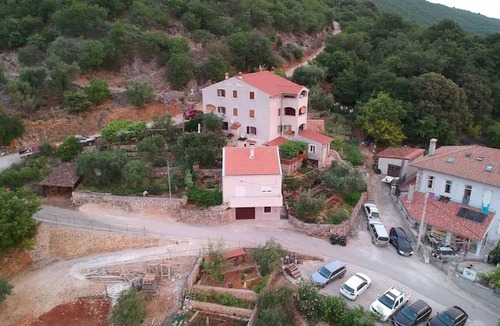 Beli Apartment | One bedroom apartment with balcony and sea view Beli, Cres (A-22435-b)