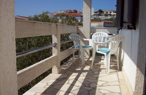 Sevid Apartment | One bedroom apartment with terrace and sea view Sevid, Trogir (A-11505-b)