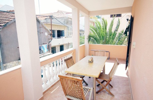 Tisno Apartment | One bedroom apartment with terrace Tisno, Murter (A-5113-a)