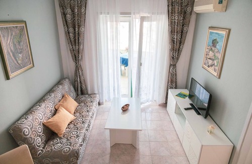Kali Apartment | One bedroom apartment with balcony and sea view Kali, Ugljan (A-14116-c)