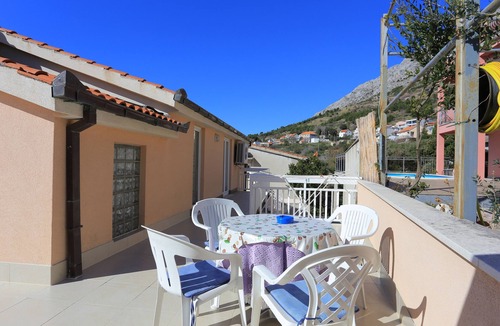 Stanici Apartment | One bedroom apartment with terrace and sea view Stanići, Omiš (A-2818-d)
