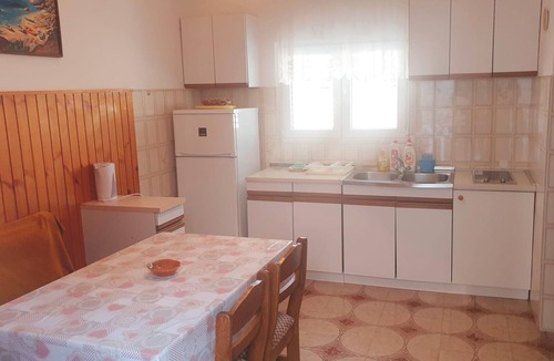 Stanici Apartment | One bedroom apartment with terrace Stanići, Omiš (A-12366-b)