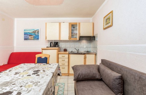 Valbandon Apartment | One bedroom apartment with terrace Fažana (A-13742-e)