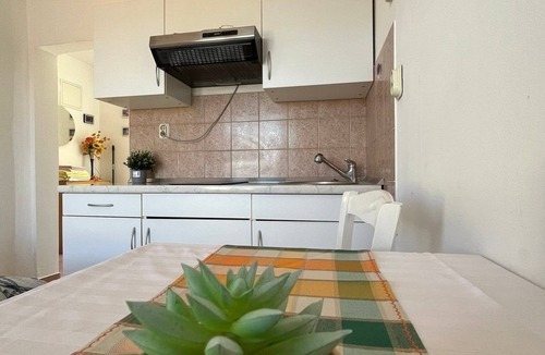 Supetarska Draga Apartment | One bedroom apartment with balcony and sea view Supetarska Draga - Gornja, Rab (A-13645-a)