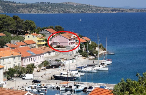 Island Dugi Otok Apartment | One bedroom apartment with balcony and sea view Sali, Dugi otok (A-443-e)