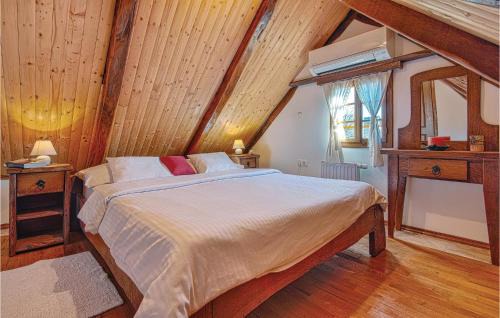 Donja Voca House | One-Bedroom Holiday Home In Donja Voca
