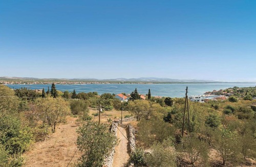 Prvic Sepurine House | One-Bedroom Holiday Home in Prvic Sepurine