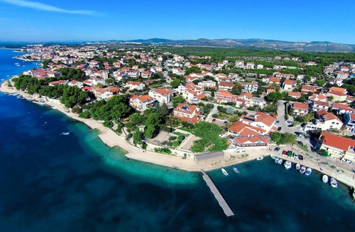 Brodarica Apartment | One-bedroom apartment near beach