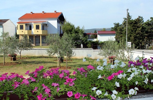Seline Apartment | One bedroom apartment with terrace Seline, Paklenica (A-6603-a)
