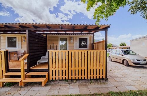 Terme Catez House | One Bedroom Mobile Home with Lake View (owner 5)