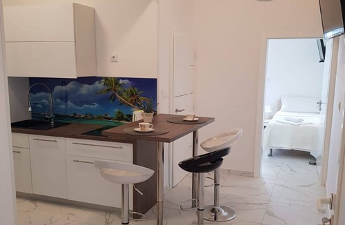 Novalja Apartment | One-Bedroom Sea View Apartment