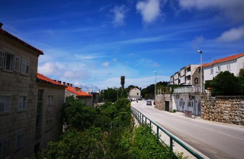 Gornji Kono Apartment | Opus One apartment Dubrovnik - Private parking