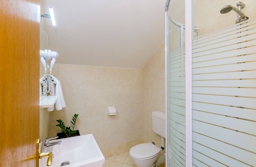 Srebreno House | Pansion Srebreno - Double or Twin Room wth Balcony and City View 1