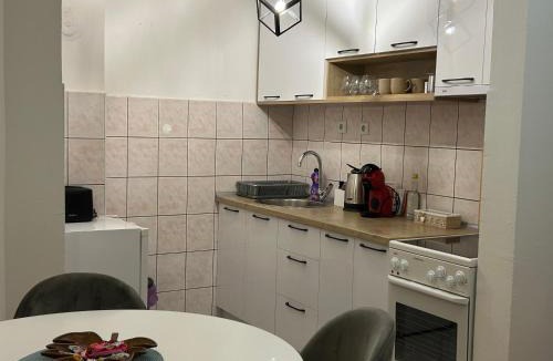 Milici Apartment | Paradiso 5