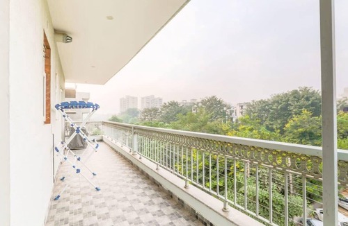 Sushant Lok Apartment | Parfait Street 2Bhk service apartment near Fortis