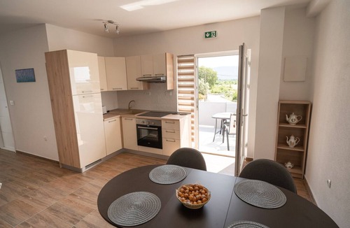 Sibenik Apartment | Pave & Ema apartman