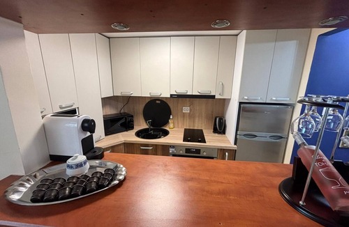 Bucharest Apartment | Peaceful 1-bedroom apartment with terrace in the heart of Bucharest