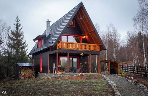 Calatele House | Peaceful 3-bedroom house in adorable Calatele Padure