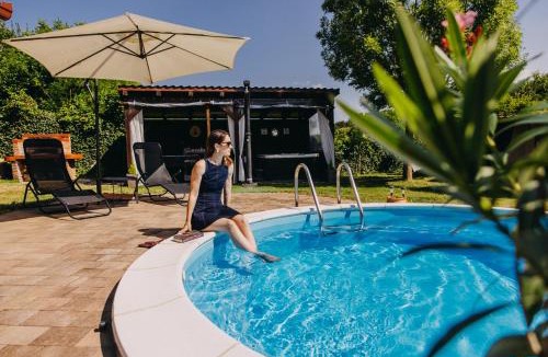 Sveti Juraj na Bregu Apartment | Peaceful countryside retreat with pool, hot tub & sauna