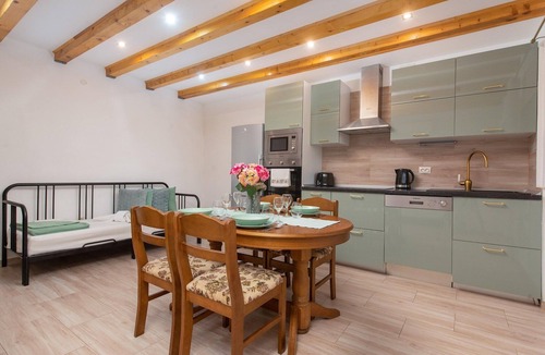 Lecevica Villa | Peaceful Holiday Villa in Kladnjice