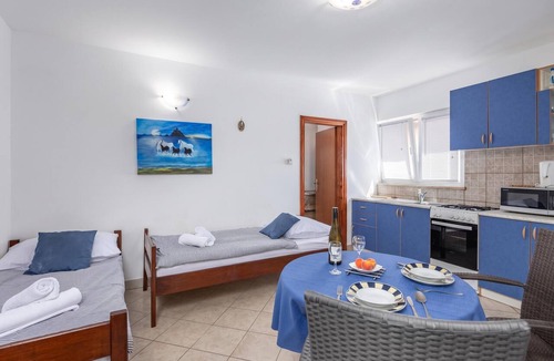 Kavran Apartment | Peaceful Retreat With Terrace 1, Kavran, Croatia