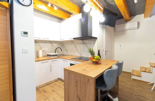 Krapina-Zagorje House | Peaceful vineyard house with jacuzzi and sauna for relaxation.