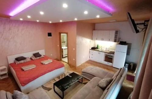 Stara Pazova Apartment | Pelegrino