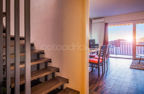 Bidol Apartment | ⛱ Penthouse Skytub ★ Whirlpool bath ★ Free Parking