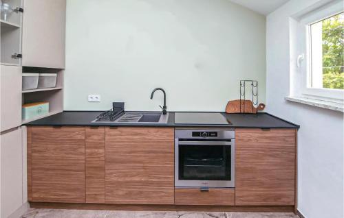 Sopot Apartment | Pet Friendly Apartment In Benkovac