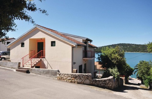 Tijesno Apartment | Pet friendly apartment in Tisno with WiFi