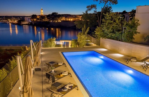 Krk Apartment | Pet friendly apartment in Krk with WiFi