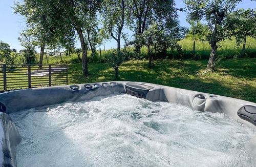 Duga Resa House | Pet friendly home in Duga Resa with WiFi