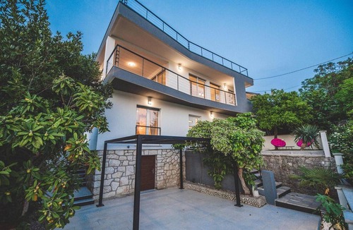 Jadranovo House | Pet friendly home in Jadranovo