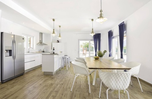 Sestanovac House | Pet friendly home in Sestanovac