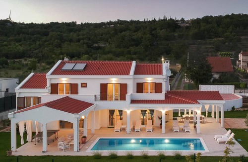 Sestanovac House | Pet friendly home in Sestanovac