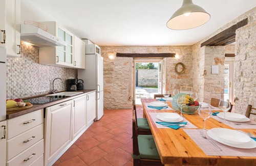 Kringa House | Pet friendly home in Kringa