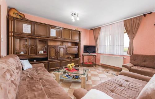 Karlovac House | Pet Friendly Home In Ozalj
