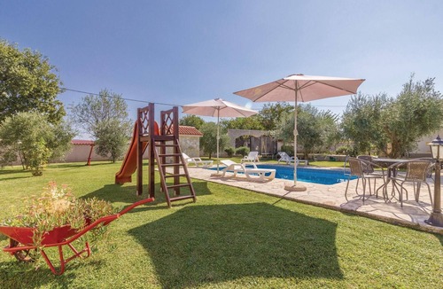 Rebici House | Pet friendly home in Rebici
